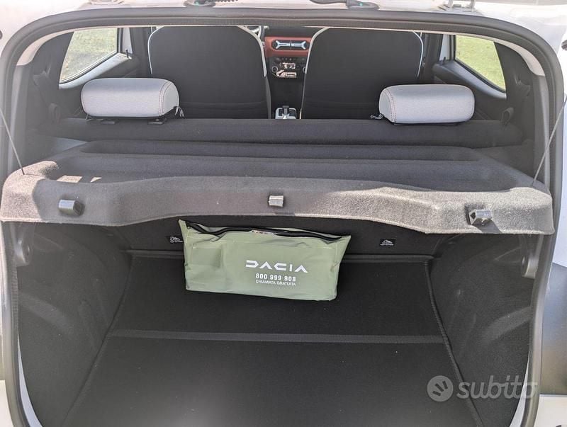 Usata Dacia Spring Expression 33 kW (45 CV) 2024 Bianco Utilitaria