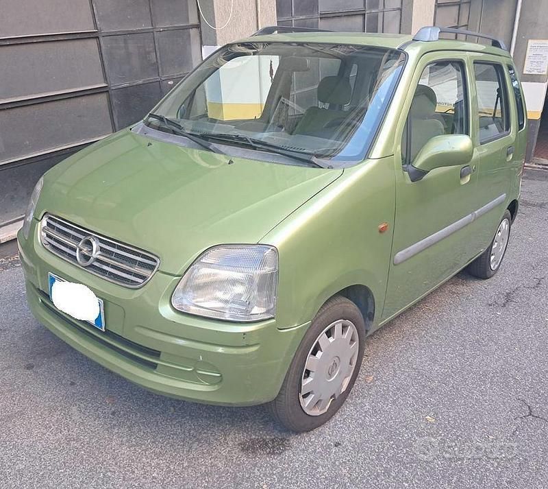 Usata Opel Agila 58 CV (42 kW) 2002 Verde Utilitaria
