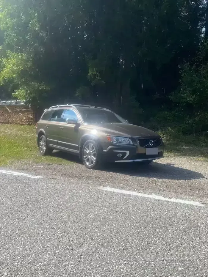 Usata Volvo XC70 Summum 181 CV (133 kW) 2014 Marrone Station wagon