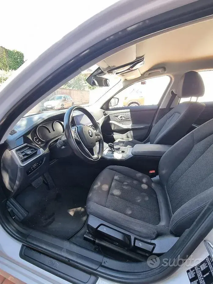 Usata BMW 318 150 CV (110 kW) 2020 Bianco Berlina