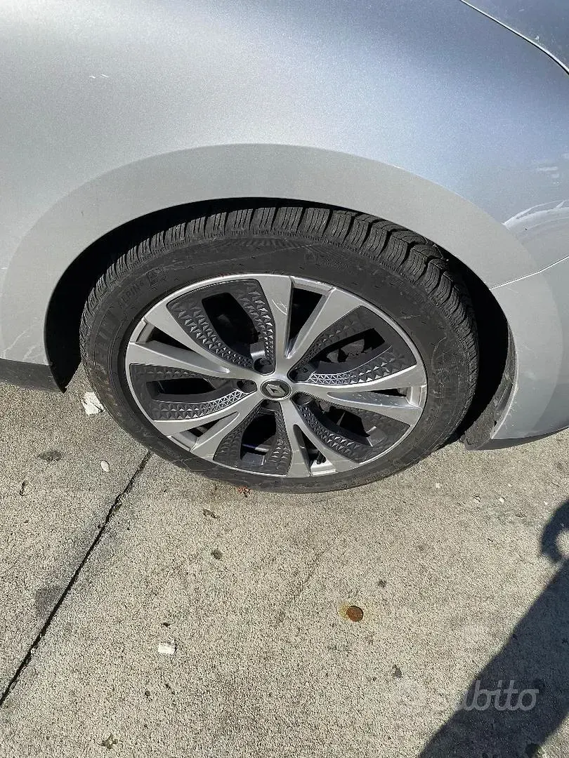 Usata Renault Scénic 120 CV (88 kW) 2017 Grigio Monovolume