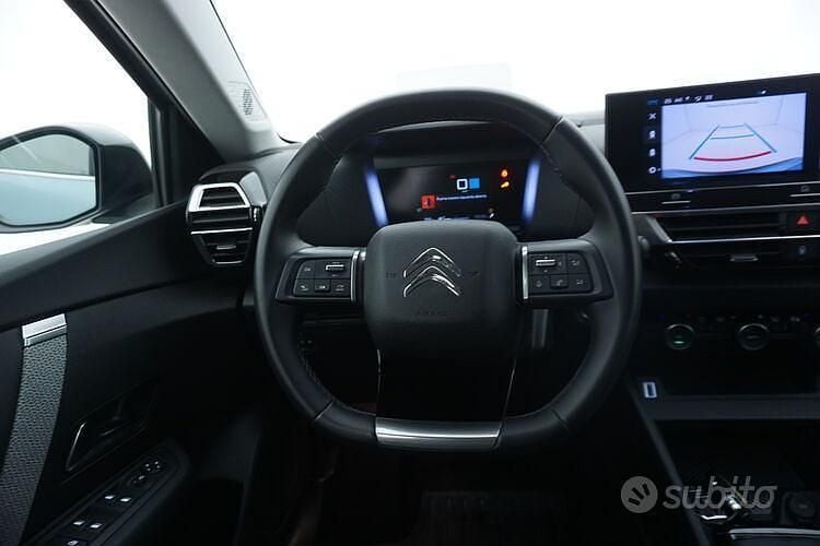 Usata Citroën C4 Shine 131 CV (96 kW) 2023 Blu SUV