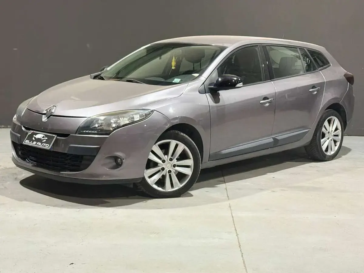 Usata Renault Mégane GT Line GT-Line 110 CV (80 kW) 2011 Grigio Station wagon