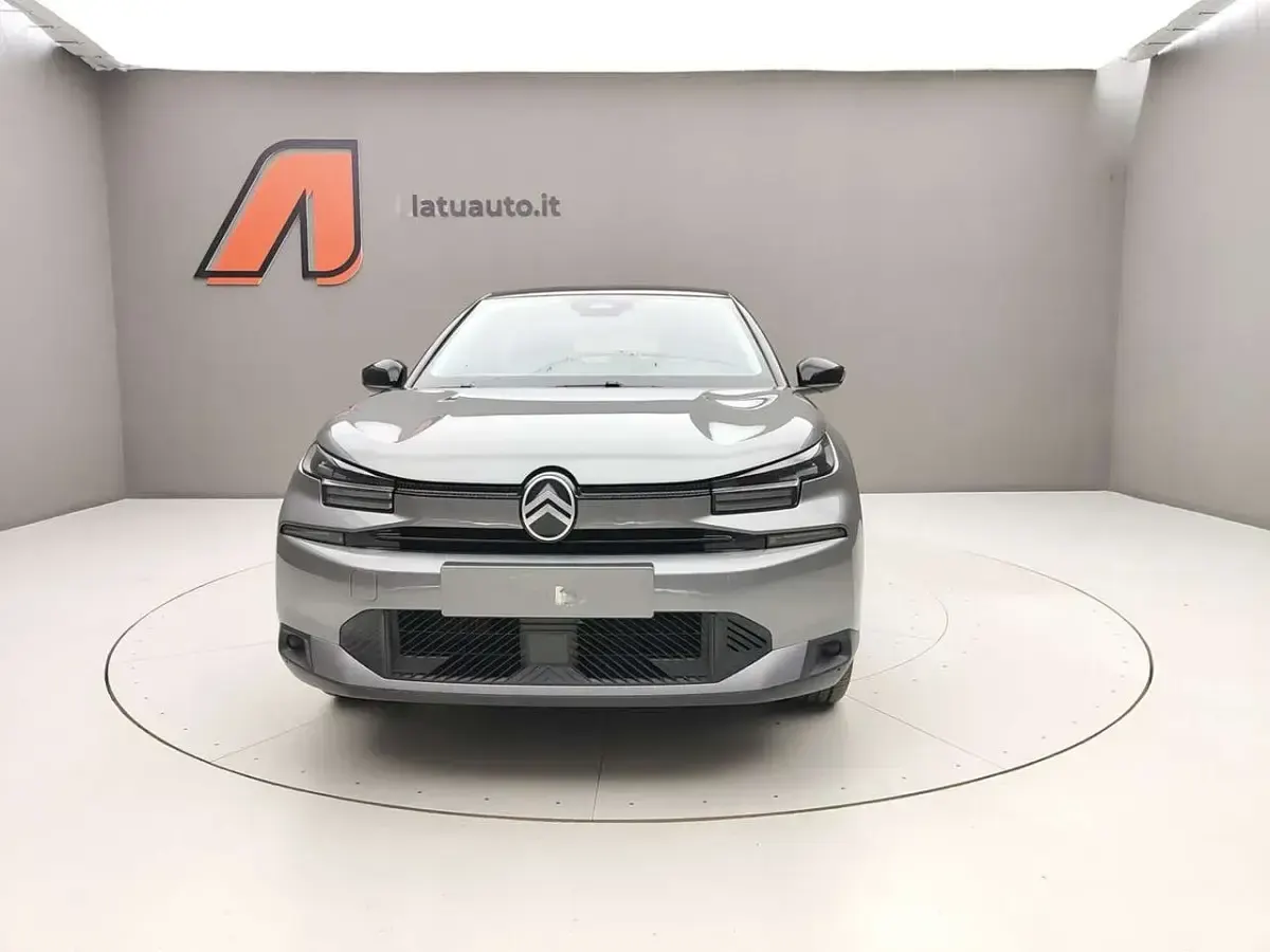 Nuova Citroën C4 PureTech 131 CV (96 kW) 2025 Bianco okenite / tetto nero SUV