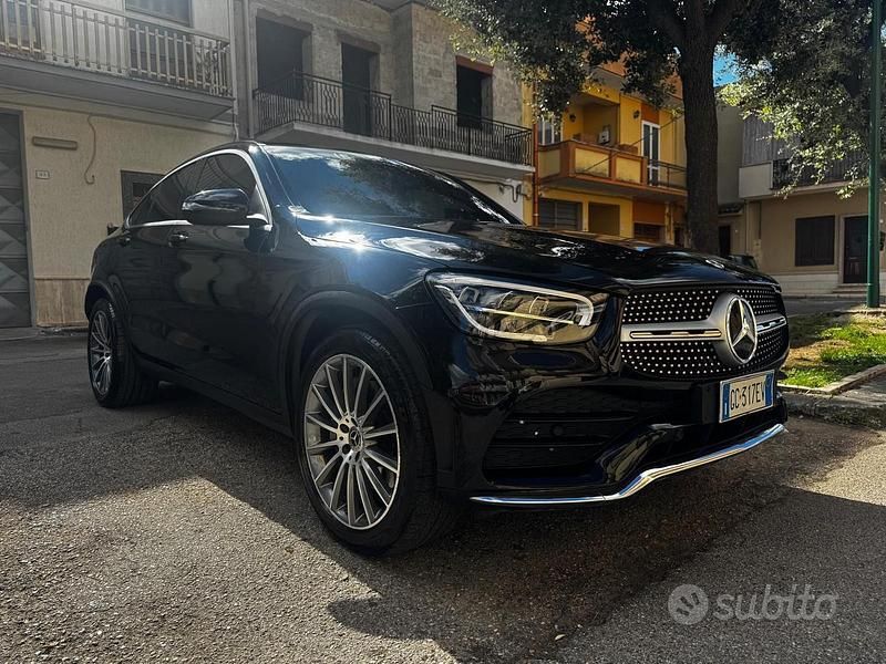 Usata Mercedes GLC220 194 CV (142 kW) 2020 Nero Coupé