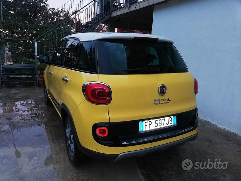 Usata Fiat 500L 105 CV (77 kW) 2013 Giallo Monovolume