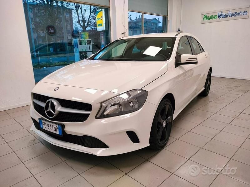 Bianco Usata 2016 Mercedes A160 Executive Berlina | 11.400 € (Buon prezzo) - Immagine 1/4