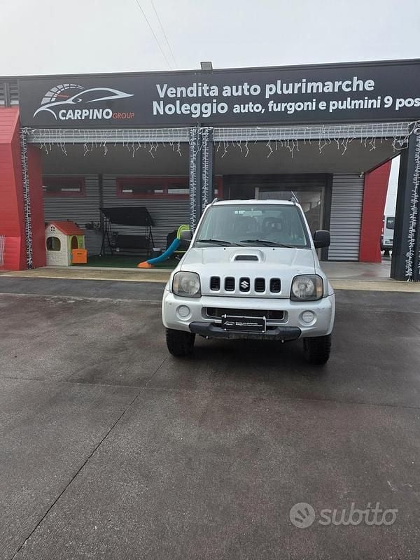 Usata Suzuki Jimny 85 CV (62 kW) 2006 Grigio SUV