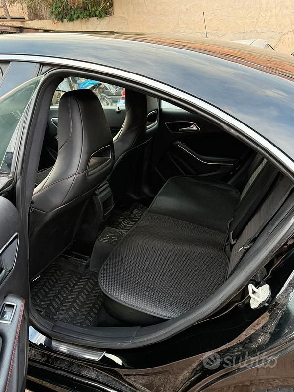 Usata Mercedes CLA220 177 CV (130 kW) 2015 Nero Berlina
