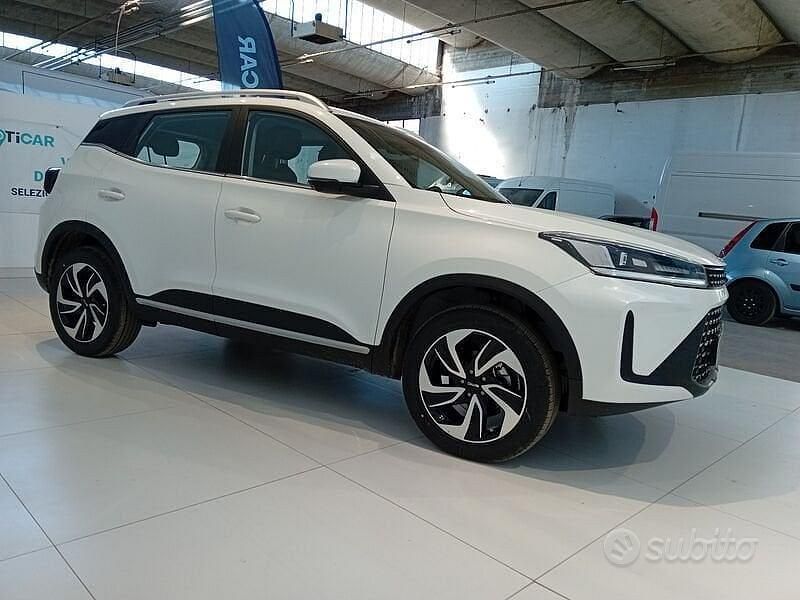Nuova EMC SEI 113 CV (83 kW) 2025 Bianco SUV