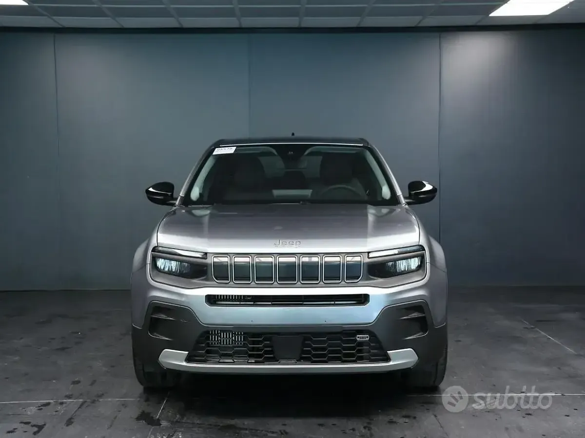 Usata Jeep Avenger Altitude 101 CV (74 kW) 2024 Grigio SUV