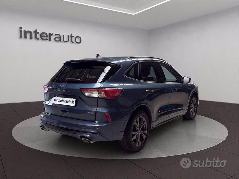 Usata Ford Kuga ST-Line 190 CV (139 kW) 2022 Blu SUV