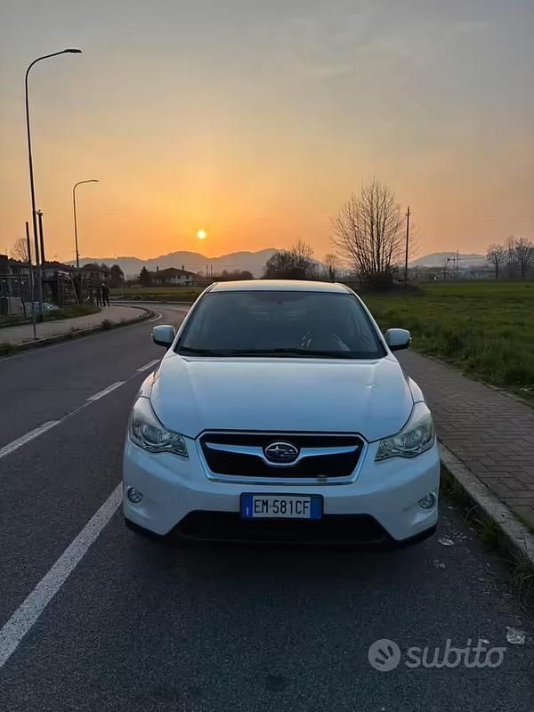 Usata Subaru XV 114 CV (83 kW) 2012 Bianco SUV