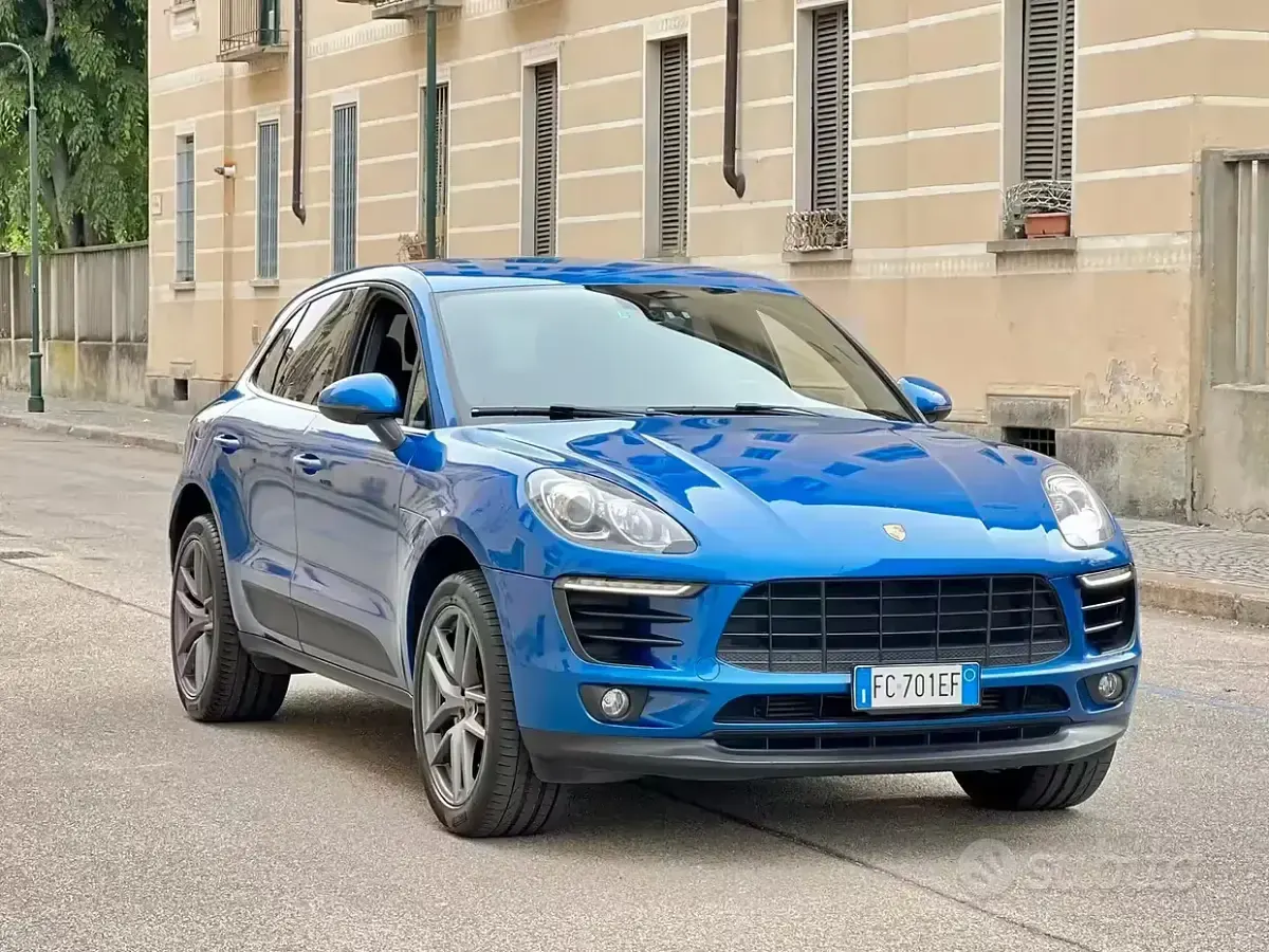 Usata Porsche Macan Sport 250 CV (183 kW) 2015 Blu/azzurro SUV