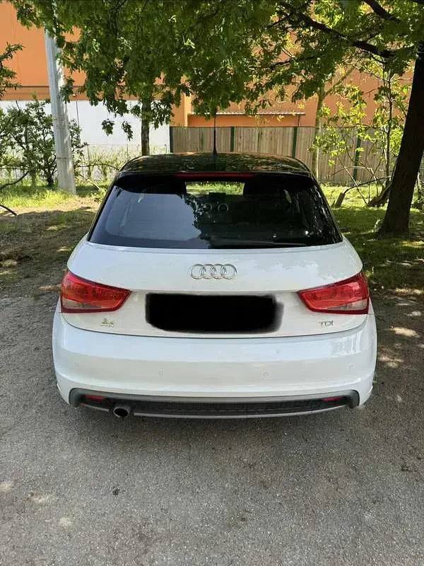Usata Audi A1 Sportback Admired 90 CV (66 kW) 2013 Utilitaria