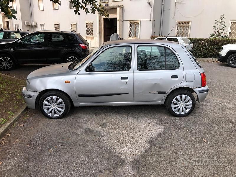 Usata Nissan Micra 1999 Grigio Utilitaria
