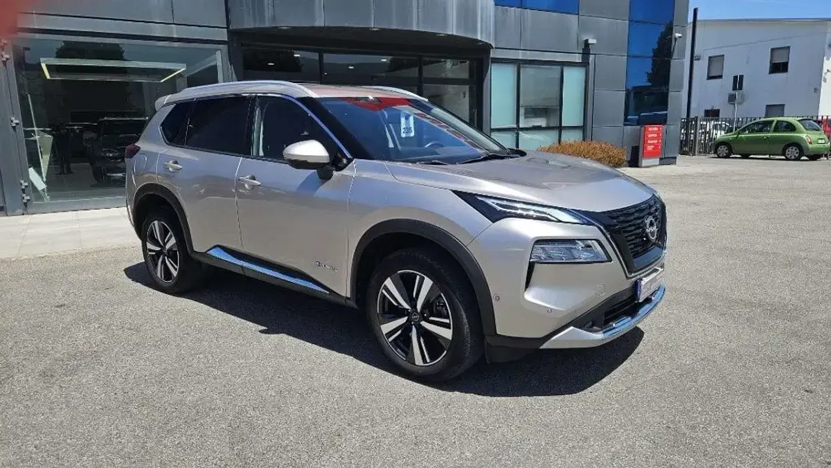 Usata Nissan X-Trail N-Connecta 158 CV (116 kW) 2023 Grigio SUV