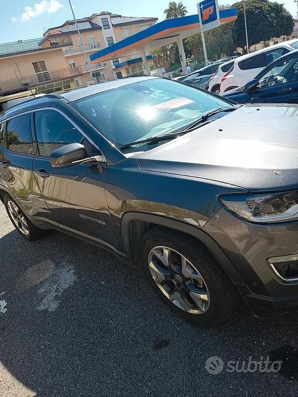 Usata Jeep Compass 140 CV (102 kW) 2019 Marrone SUV