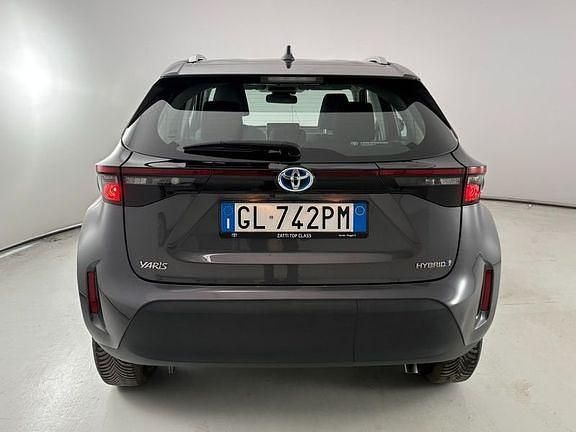 Usata Toyota Yaris Cross Active 116 CV (85 kW) 2022 Grigio SUV