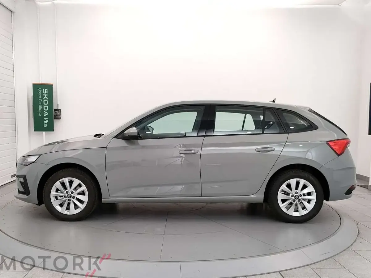 Nuova Skoda Scala Selection 116 CV (85 kW) 2026 Grigio Utilitaria