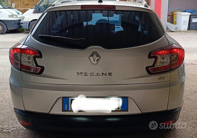 Usata Renault Mégane GrandTour 90 CV (66 kW) 2012 Grigio Station wagon