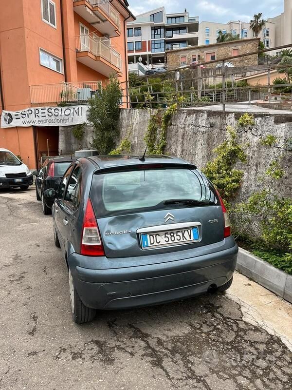 Usata 2003 Citroën C3 Due volumi | 1000 € - Immagine 1/4