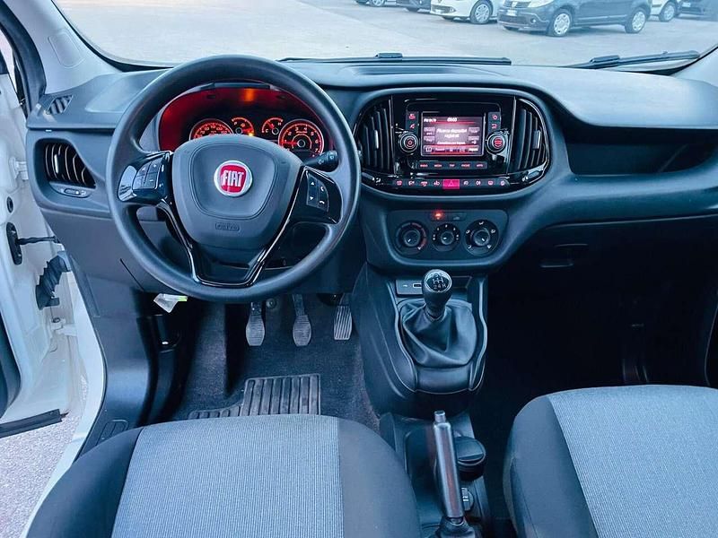 Usata Fiat Doblò S 95 CV (69 kW) 2020 Bianco Monovolume