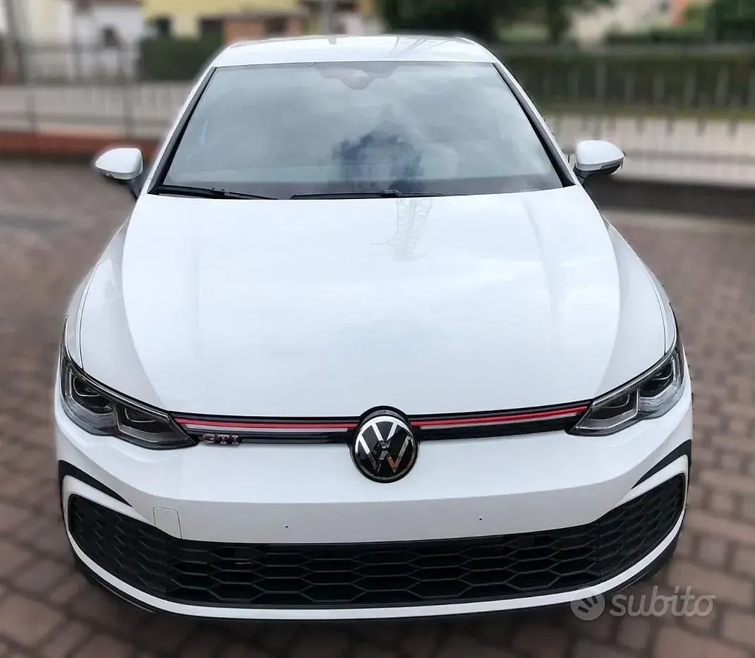 Usata VW Golf VIII GTI 245 CV (180 kW) 2022 Bianco Berlina