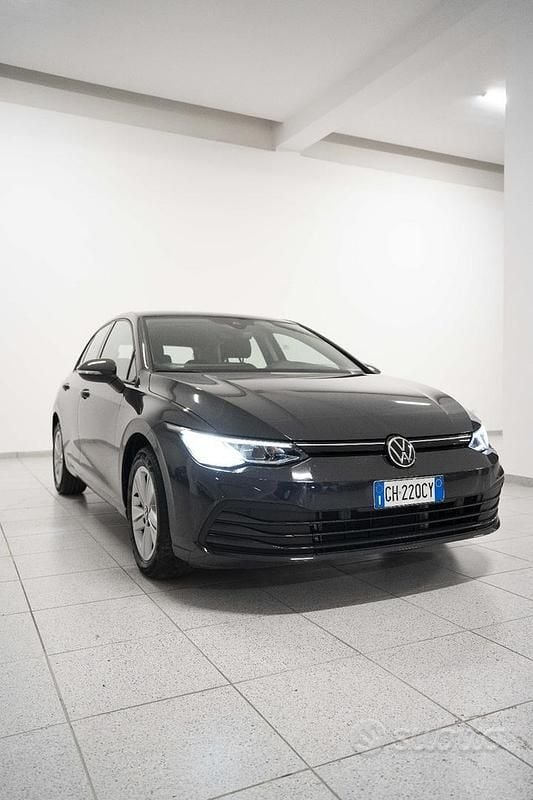 Usata VW Golf VIII 130 CV (95 kW) 2021 Berlina