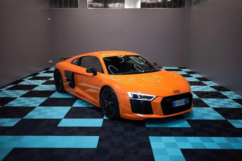 Usata Audi R8 Coupé 610 CV (448 kW) 2017 Arancione Coupé