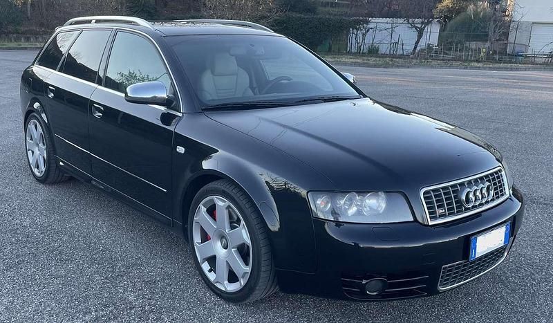 Usata Audi A4 Ambiente 344 CV (253 kW) 2003 Nero Station wagon