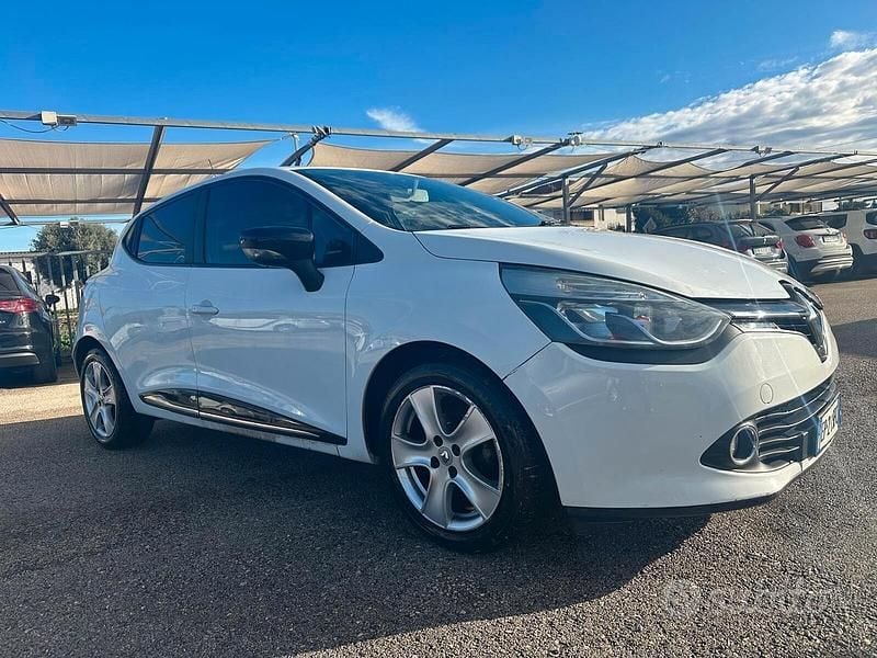 Usata Renault Clio IV 89 CV (65 kW) 2012 Bianco Berlina