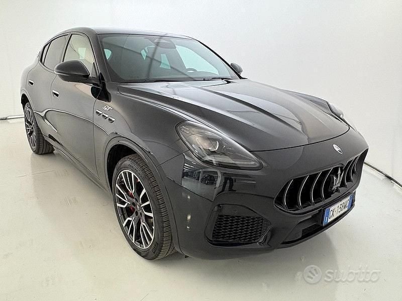 Usata Maserati Grecale GT 300 CV (220 kW) 2022 Nero maserati SUV