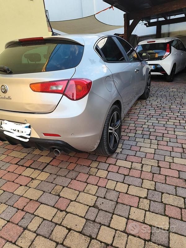 Usata Alfa Romeo Giulietta 170 CV (125 kW) 2015 Berlina