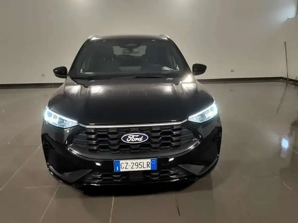 Usata Ford Kuga ST-Line 151 CV (111 kW) 2025 Nero SUV