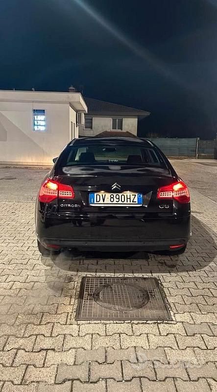 Usata Citroën C5 108 CV (79 kW) 2009 Nero Berlina