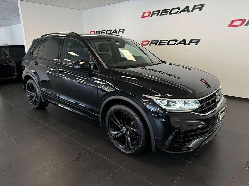 Usata VW Tiguan R-line 150 CV (110 kW) 2022 Nero SUV