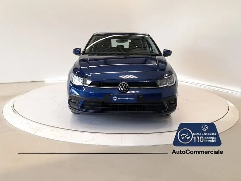 Usata VW Polo Life 95 CV (69 kW) 2023 Blu Utilitaria