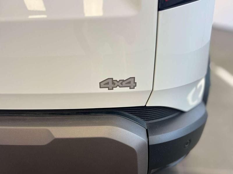 Nouvelle Dacia Duster Expression 131 ch (96 kW) 2025 Blanc SUV