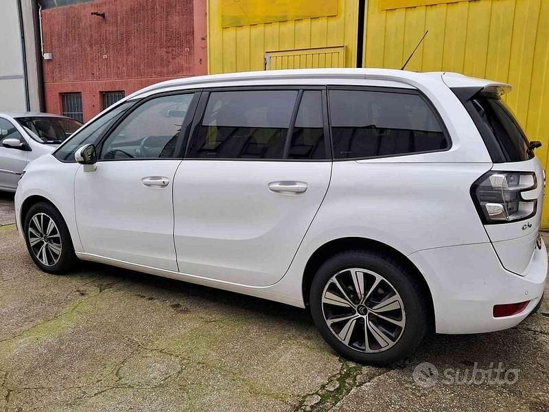 Usata Citroën Grand C4 Picasso Shine 120 CV (88 kW) 2017 Bianco Monovolume