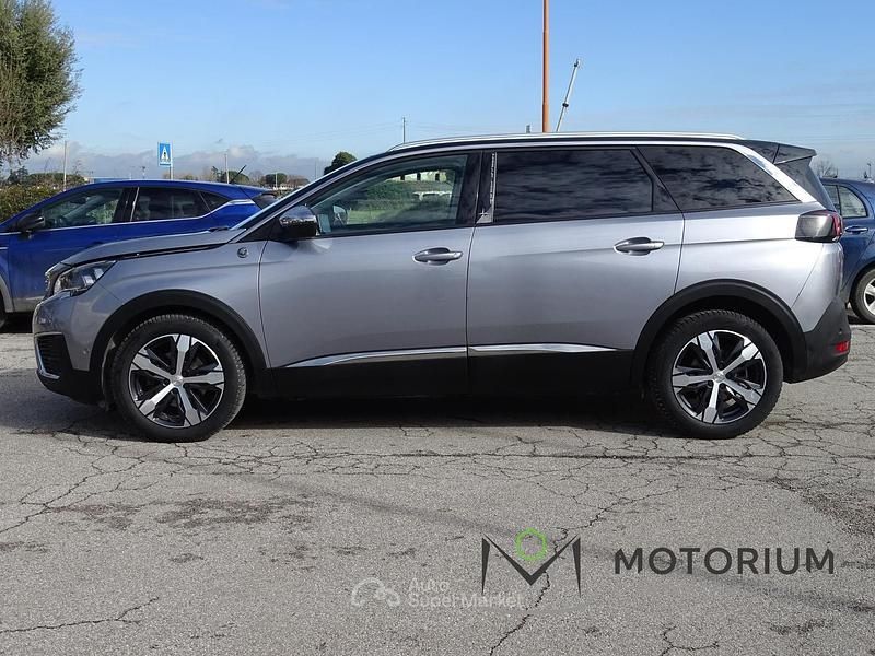 Usata Peugeot 5008 Allure 120 CV (88 kW) 2018 Grigio SUV