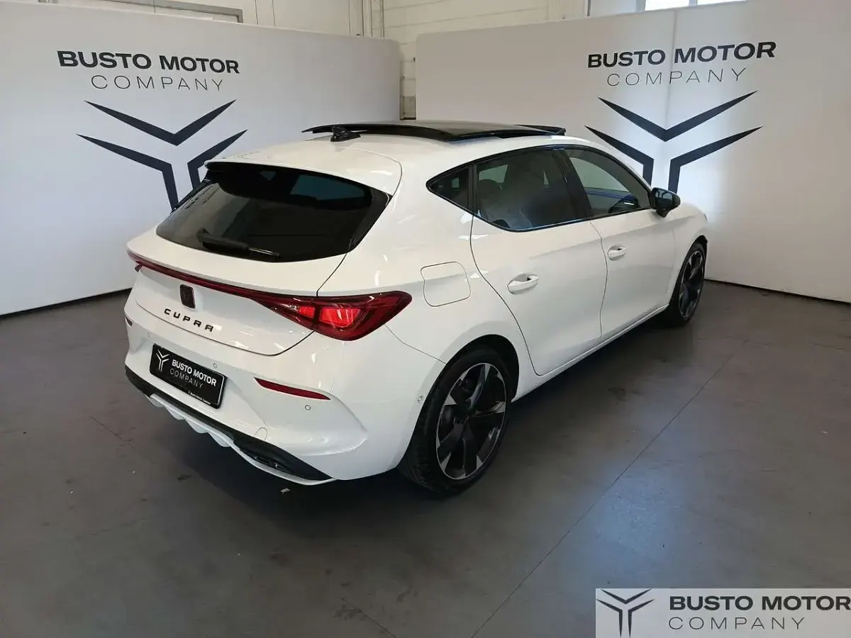 Usata Cupra Leon 150 CV (110 kW) 2023 Bianco Berlina
