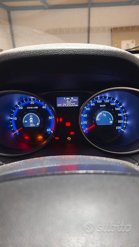 Usata Hyundai ix35 135 CV (99 kW) 2012 Bianco SUV