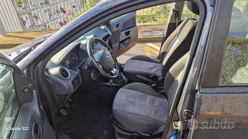 Usata Ford Fiesta 2007 Utilitaria