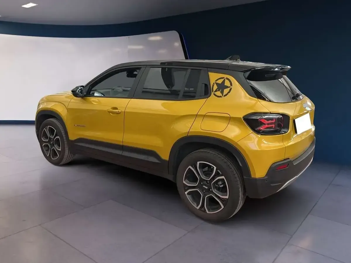 Usata Jeep Avenger Altitude 101 CV (74 kW) 2024 Giallo SUV