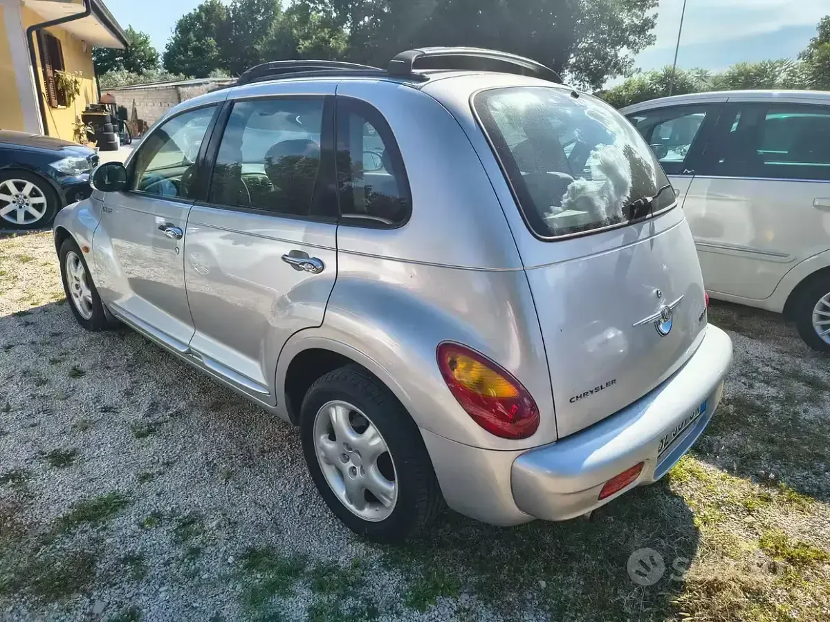 Usata Chrysler PT Cruiser 121 CV (88 kW) 2002 Grigio Berlina