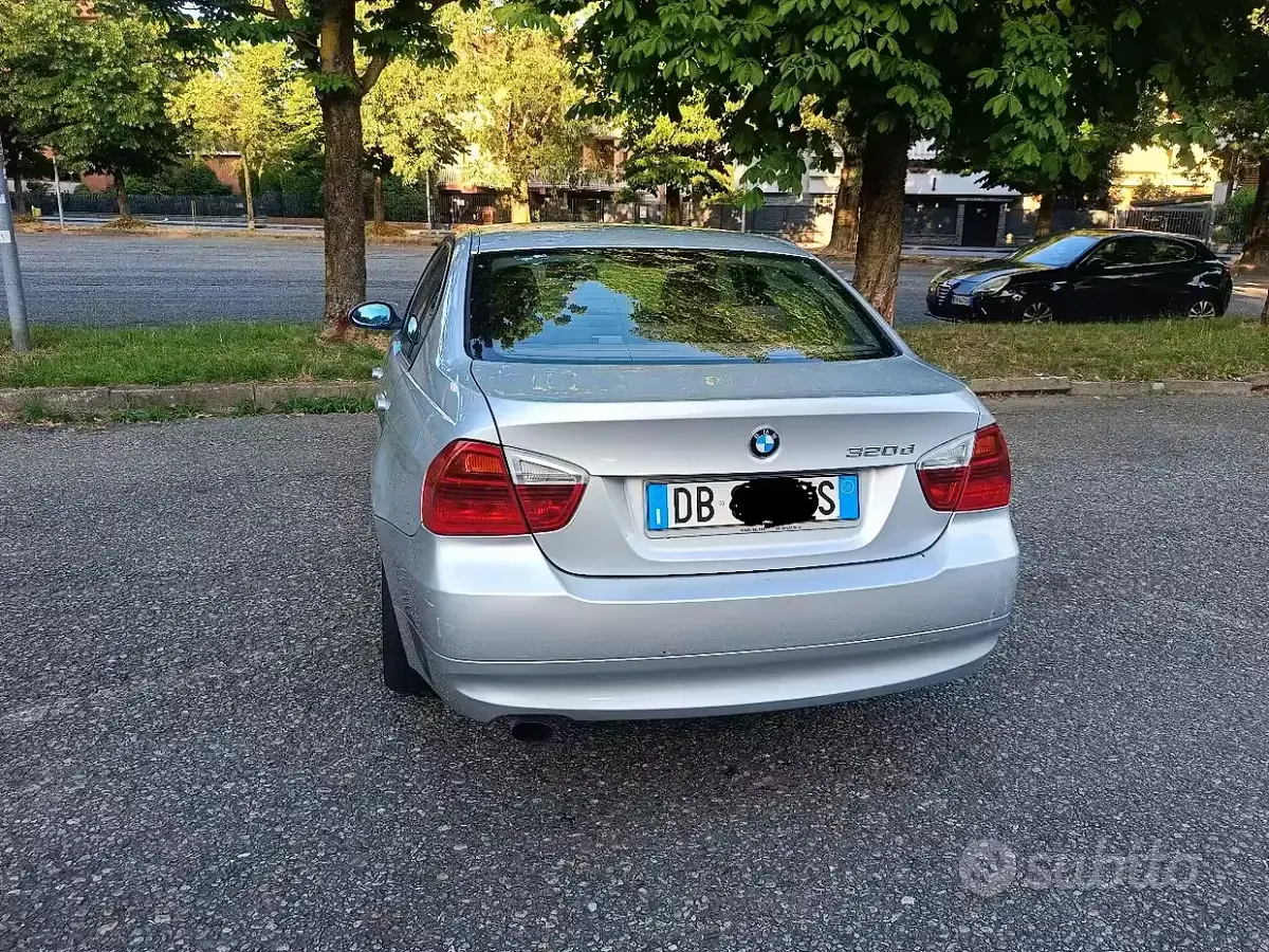Usata BMW 320 163 CV (119 kW) 2006 Grigio Berlina