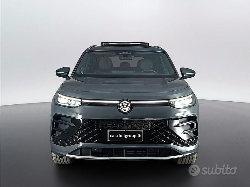 Usata VW Tayron R-line Plus 150 CV (110 kW) 2025 Grigio SUV