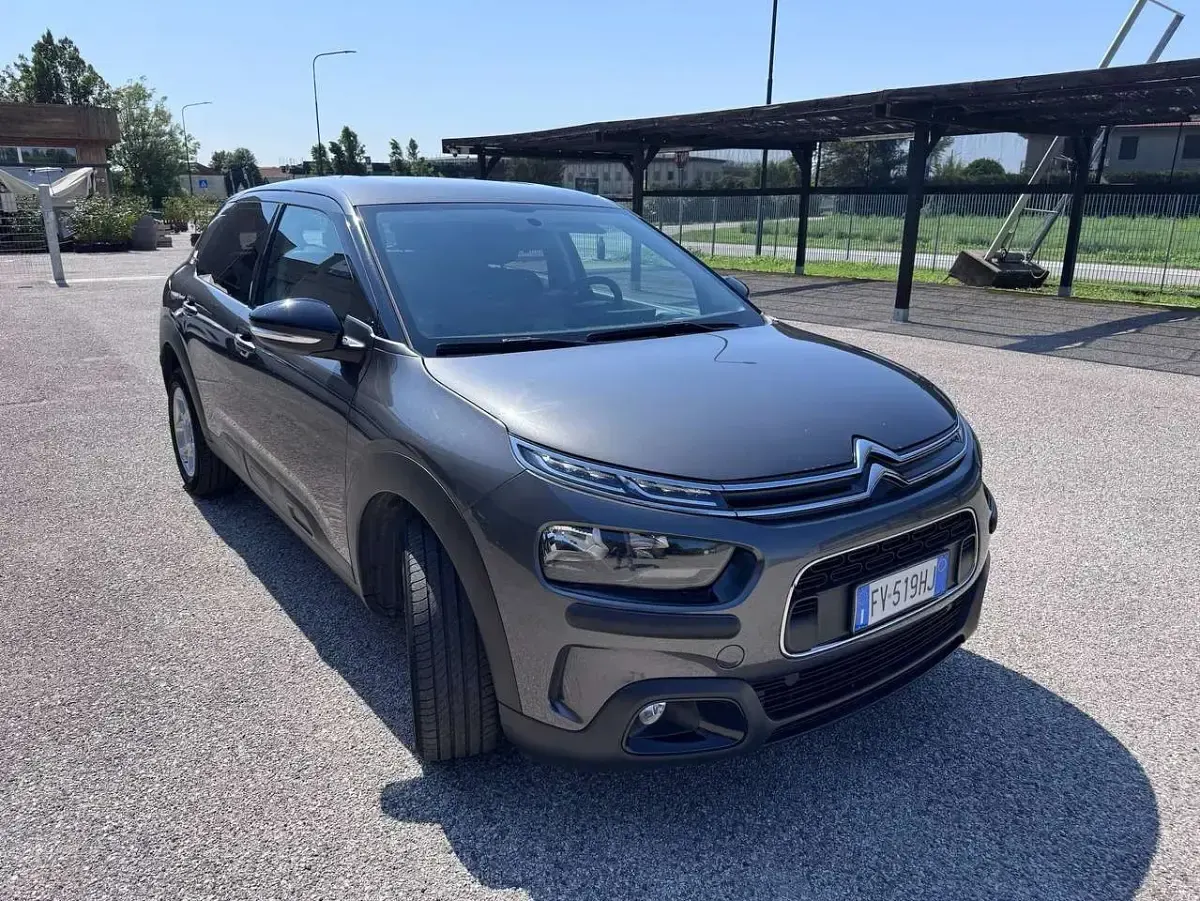 Usata Citroën C4 Feel 110 CV (80 kW) 2019 Argento Berlina