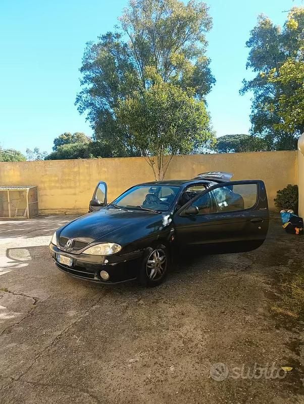Usata Renault Mégane Coupé 2000 Nero Coupé